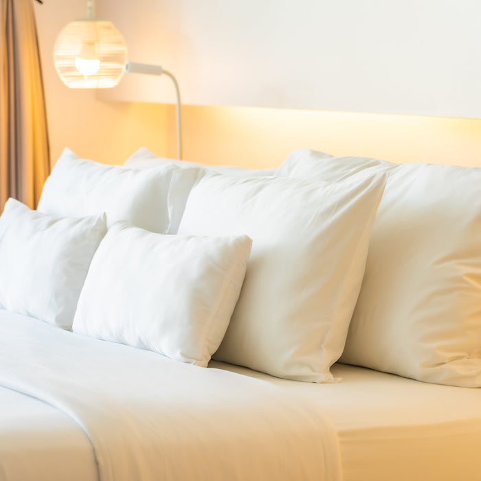 Memory Foam Pillow or Latex Pillow? Material Guide for Vancouver Sleepers